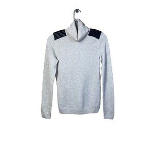 C by Bloomingdales Cashmere Turtleneck Beige Leather Patch Sweater Womens Sz XS